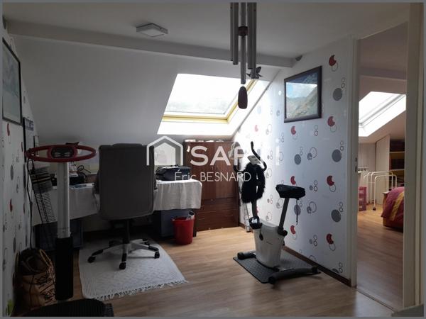 Maison 10 pièces 215m2 environ 37500 Cinais