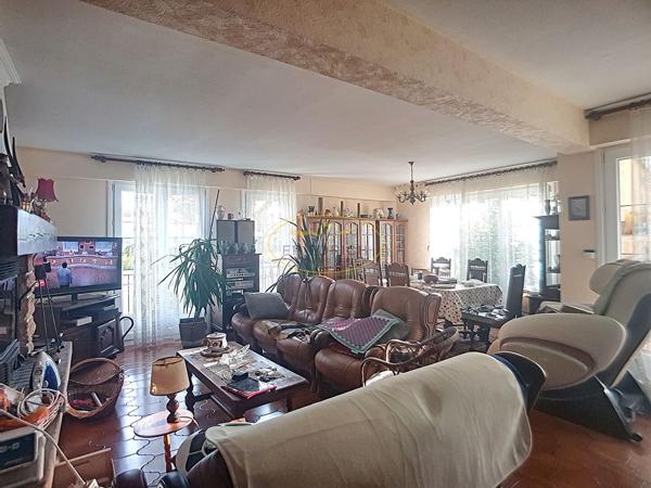 MAISON DE VILLE INDÉPENDANTE VIAGER OCCUPÉ 1 PERSONNE Ligny-en-barrois MAISON DE VILLE INDÉPENDANTE VIAGER OCCUPÉ 1 PERSONNE Ligny-en-barrois