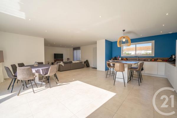 Maison à vendre  4 pièces - 127 m2 MEDIS - 17