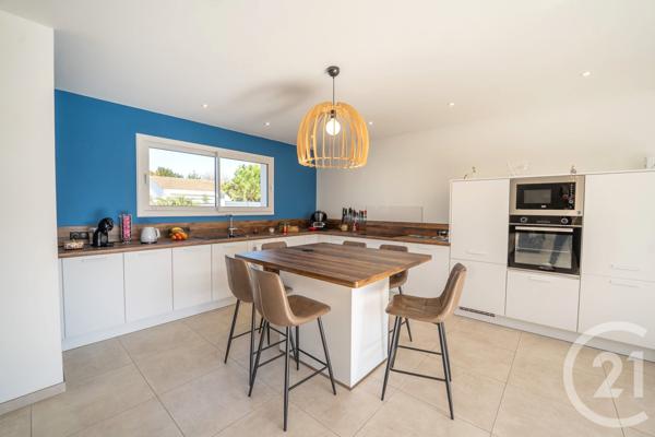 Maison à vendre  4 pièces - 127 m2 MEDIS - 17