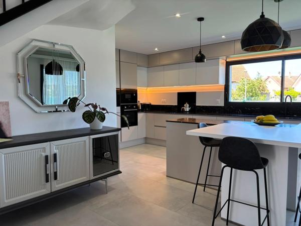 Maison contemporaine neuve à vendre (AHUY -159m² habitable - 650m² de terrain)