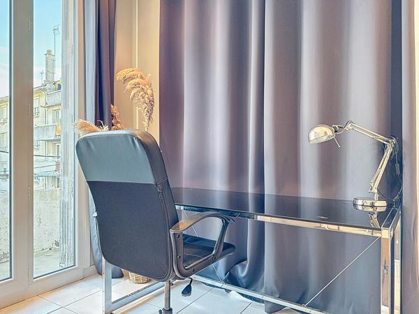 Toulon (83000) Studio Mourillon - Location étudiante