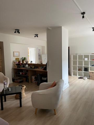 Bureau
         6 pièces
        - 157 m² Exclusivité