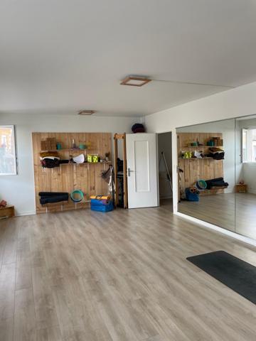 Bureau
         6 pièces
        - 157 m² Exclusivité