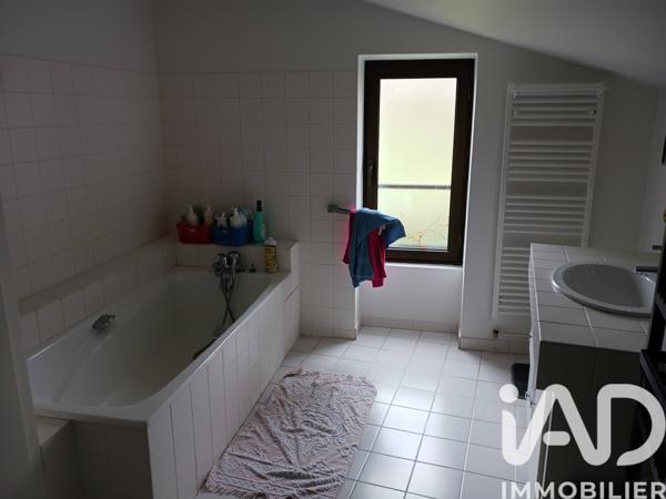 Maison à vendre 4 pièces 214 m² Joussé