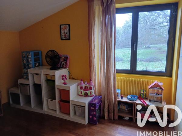 Maison à vendre 4 pièces 214 m² Joussé