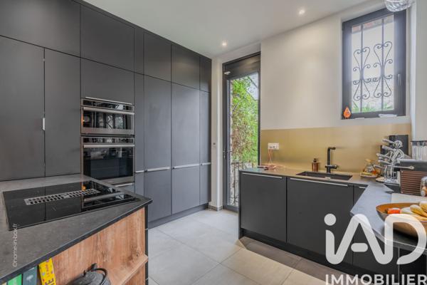 Maison à vendre 5 pièces 208 m² Asnières-sur-Seine