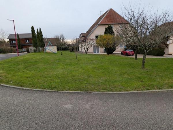 Terrain constructible de 550 m² à Recologne, à seulement 10 minutes de Besançon