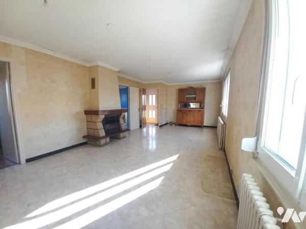 MAISON INDIVIDUELLE AVEC SOUS-SOL