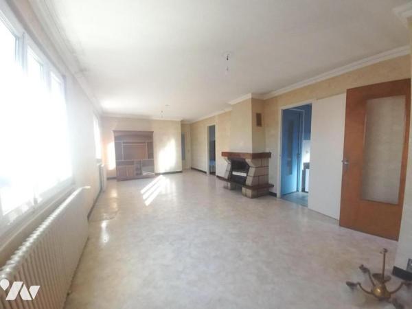 MAISON INDIVIDUELLE AVEC SOUS-SOL