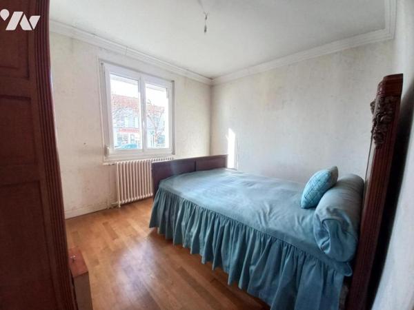 MAISON INDIVIDUELLE AVEC SOUS-SOL