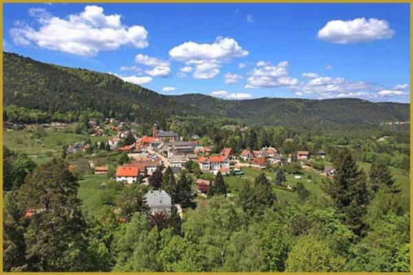 Terrain à vendre proche de MARLENHEIM (67) : Terrain Viabilisé : 577 m2 - Lotissement Strengenfeld - Libre architecte et constructeur - Plat - taille humaine