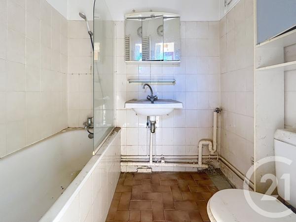 Appartement F2 à vendre  2 pièces - 29,60 m2 LE KREMLIN BICETRE - 94