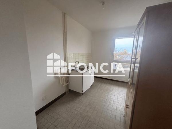 Location Appartement 2 pièces 50.49 m² - Caen 14000