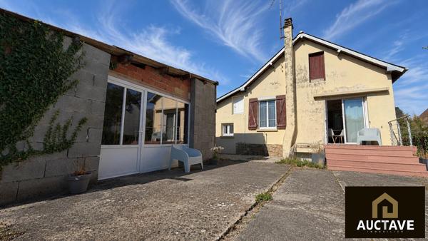 Maison de ville Courteille - garage - terrain arboré 411 m² , Alencon Maison de ville Courteille - garage - terrain arboré 411 m² , Alencon
