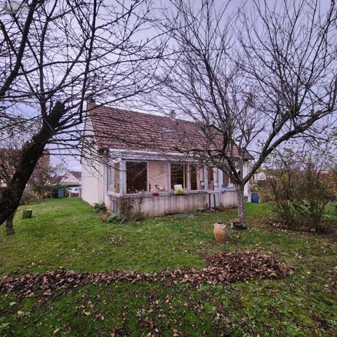 Maison à vendre à Cherré-Au dans la Sarthe (72400), ref : 72085-2237