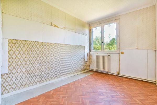 À vendre ! Maison, élevée sur sous-sol à Vaux-le-Pénil (77000)