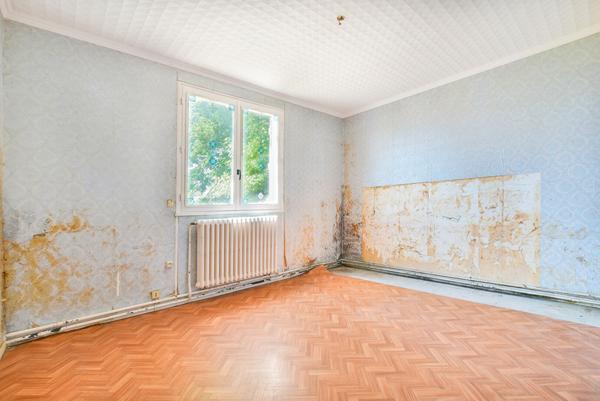 À vendre ! Maison, élevée sur sous-sol à Vaux-le-Pénil (77000)