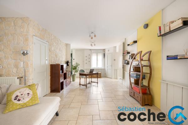 Saint-Bonnet-de-Mure (69720) Maison 125m² avec jardin env 305m²