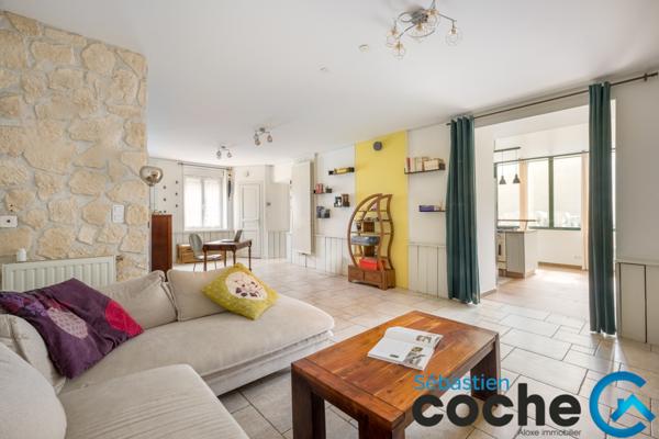 Saint-Bonnet-de-Mure (69720) Maison 125m² avec jardin env 305m²