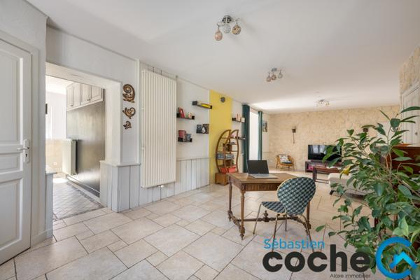 Saint-Bonnet-de-Mure (69720) Maison 125m² avec jardin env 305m²