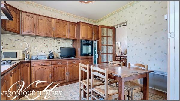 Maison de ville 2/3 chambres évolutive et son jardin enchanteur