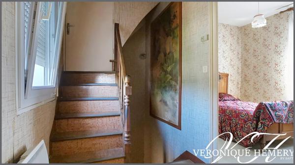 Maison de ville 2/3 chambres évolutive et son jardin enchanteur