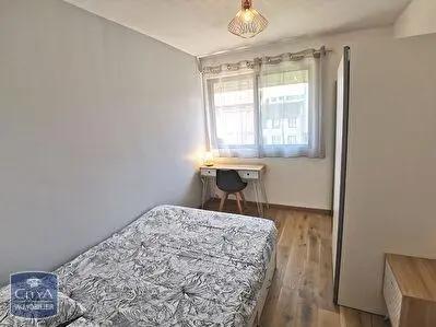 Appartement à louer 4 pièces 69.14m²