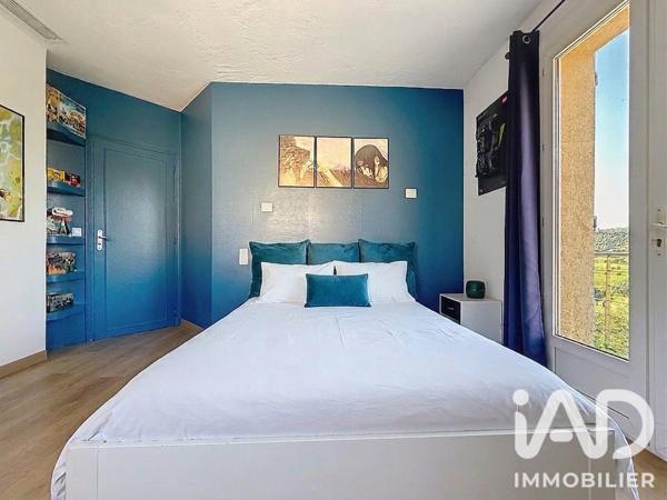 Maison à vendre 8 pièces 236 m² Taradeau