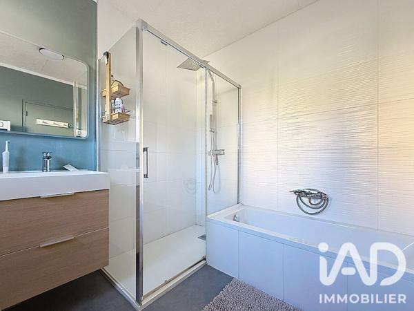 Maison à vendre 8 pièces 236 m² Taradeau