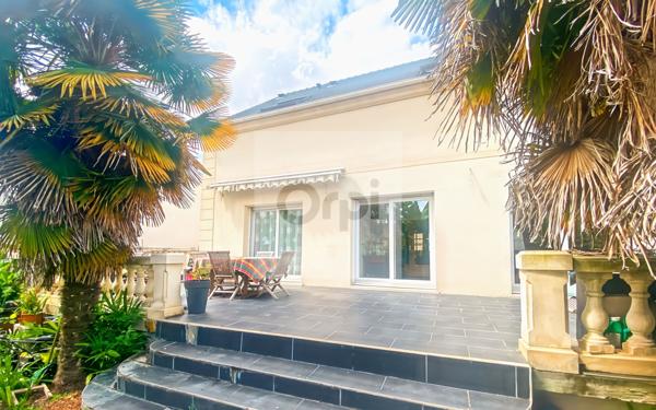 Maison à vendre    8 pièces •  Argenteuil