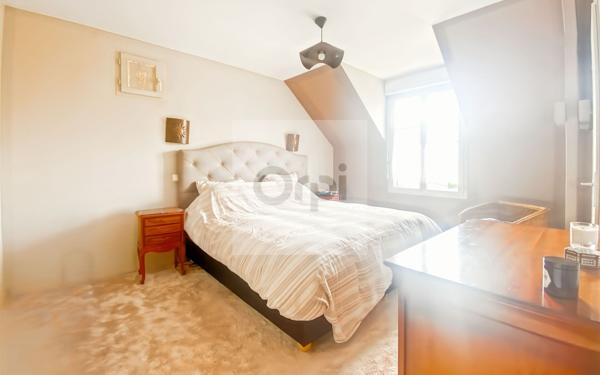 Maison à vendre    8 pièces •  Argenteuil