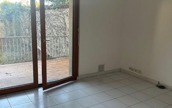 Appartement à louer    2 pièces • 31 m2 Champs-sur-Marne