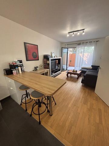 appartement en RDJ  meublé