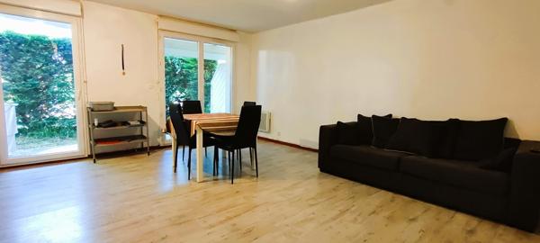 Lavaur: Bel appartement T3 en RDJ dans résidence avec piscine