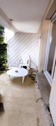 Lavaur: Bel appartement T3 en RDJ dans résidence avec piscine