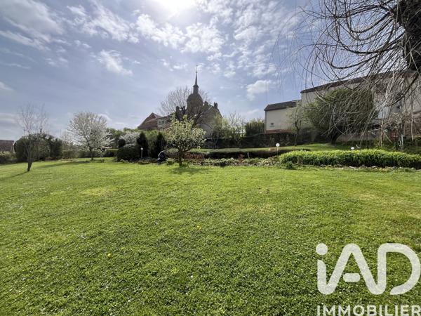 Maison à vendre 16 pièces 311 m² Champsevraine
