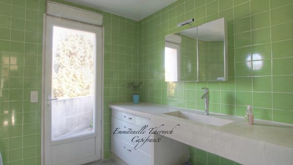 À vendre – Maison avec piscine à La Couronne-Carro, à proximité des plages de Sainte-Croix