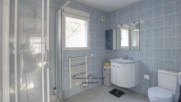 À vendre – Maison avec piscine à La Couronne-Carro, à proximité des plages de Sainte-Croix