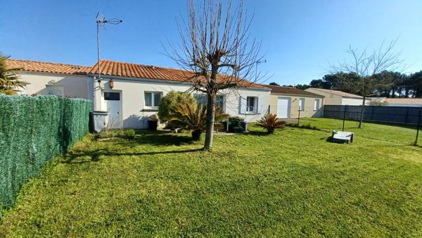 Maison Les Mathes 4 pièce(s) 85 m2 Les mathes Maison Les Mathes 4 pièce(s) 85 m2 Les mathes