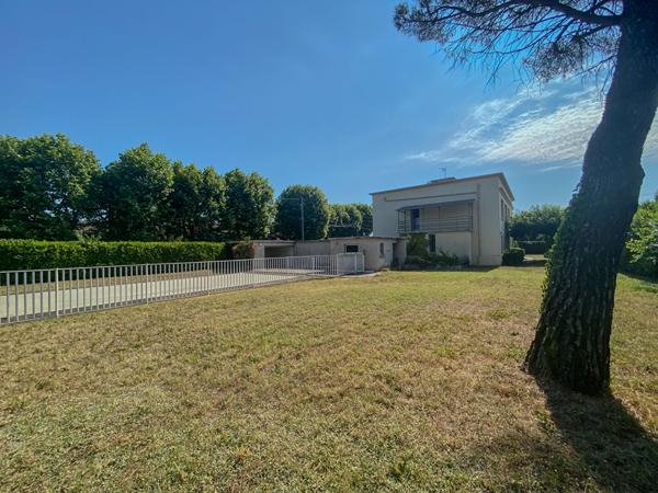 A VENDRE MAISON 24O m² + TERRAIN CENTRE ROMANS-SUR-ISERE , Romans sur isere A VENDRE MAISON 24O m² + TERRAIN CENTRE ROMANS-SUR-ISERE , Romans sur isere