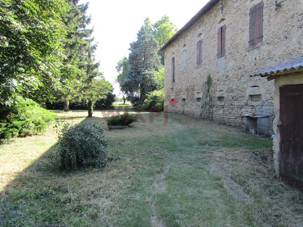 A VENDRE FERME AVEC 4376 M² DE TERRAIN A MONTELIER ( 26120 ) , Montelier A VENDRE FERME AVEC 4376 M² DE TERRAIN A MONTELIER ( 26120 ) , Montelier