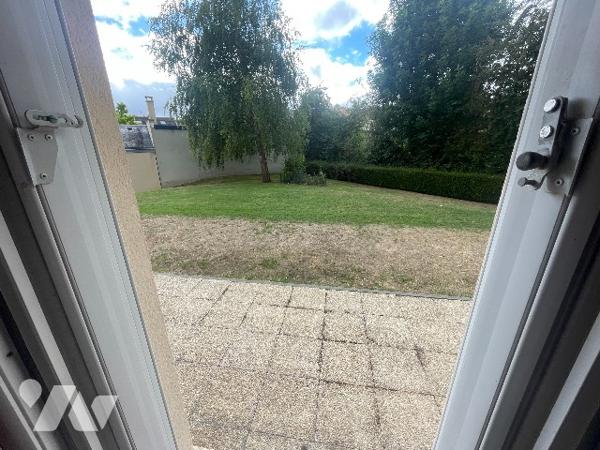 CAEN APPARTEMENT 2 PIECES AVEC TERRASSE EN REZ DE JARDIN