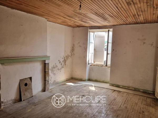 Maison de village à rénover 2 chambres