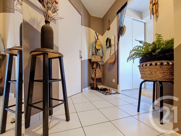 Appartement F3 à vendre  3 pièces - 62,19 m 2   GUERET  - 23