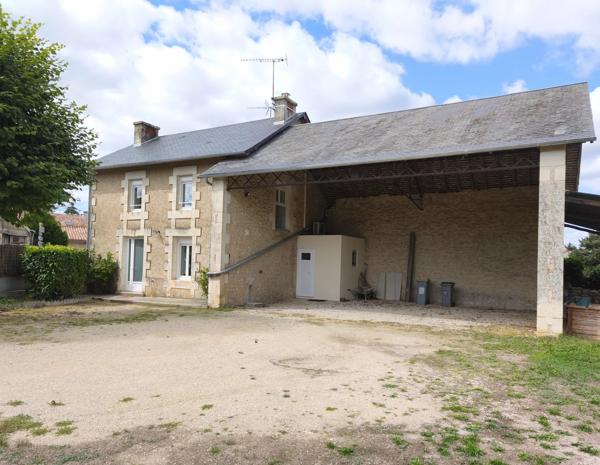MAISON A LOUER - 2 CHAMBRES - ST GEORGES LES BAILLARGEAUX