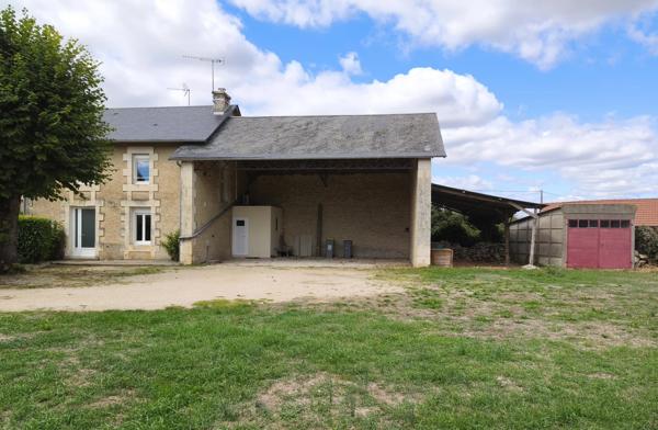 MAISON A LOUER - 2 CHAMBRES - ST GEORGES LES BAILLARGEAUX