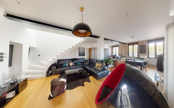 Maison à vendre    4 pièces • 102 m2 Toulouse