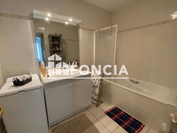 Location Appartement 4 pièces 104.7 m² - 9 RUE SAINT BERTRAND Le Mans 72000
