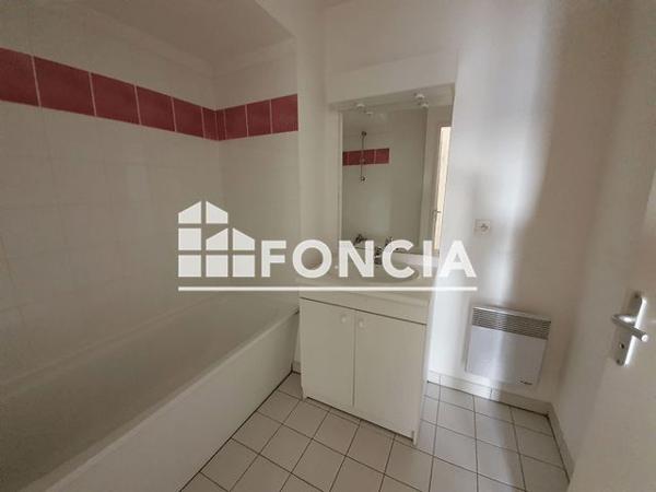 Location Appartement 2 pièces 42.04 m² - 5 A 11, RUE VILARIS Bordeaux 33800